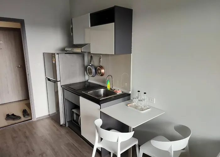 Appartement In Thon Buri 0 Meter From Bts Station